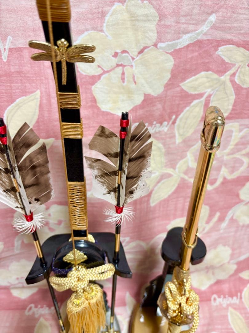 ♦︎映画TROYメダル♦︎吉徳大光(五月人形　弓矢 & 太刀)♦︎木製　壁掛　飾り棚