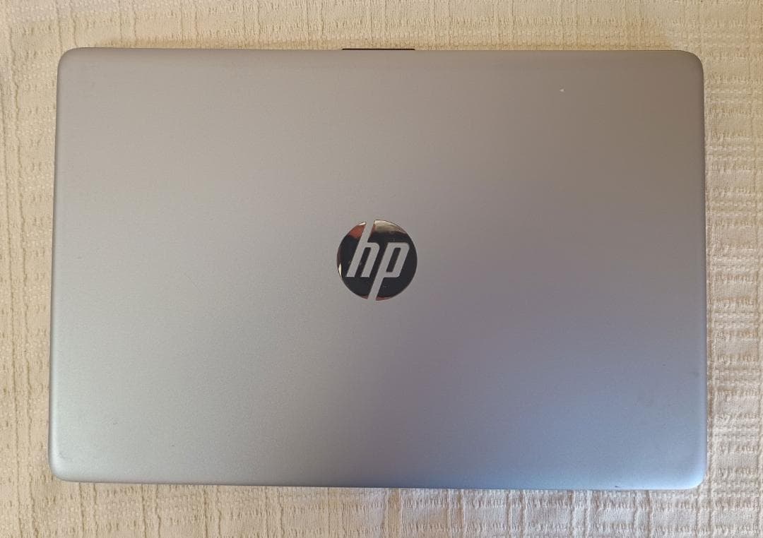 HP 250 G9 第12世代corei3搭載