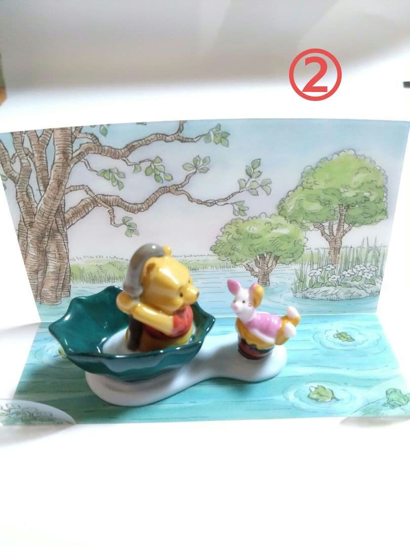 くまのプーさん陶器フィギュア　12種類背景カード付きベルメゾン