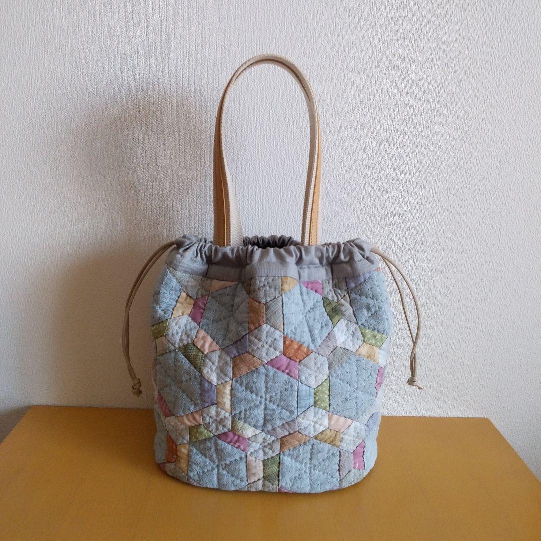 パッチワークキルト　巾着バッグ　ハンドメイド