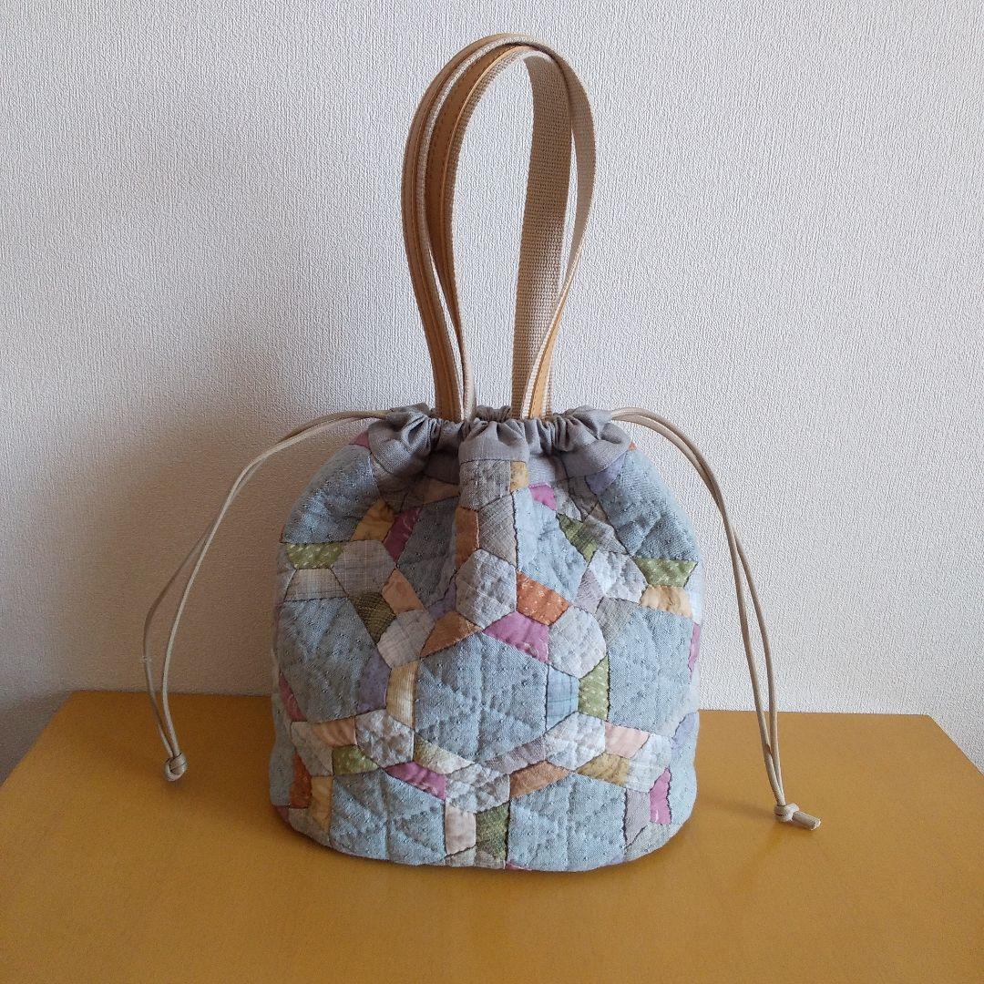 パッチワークキルト　巾着バッグ　ハンドメイド