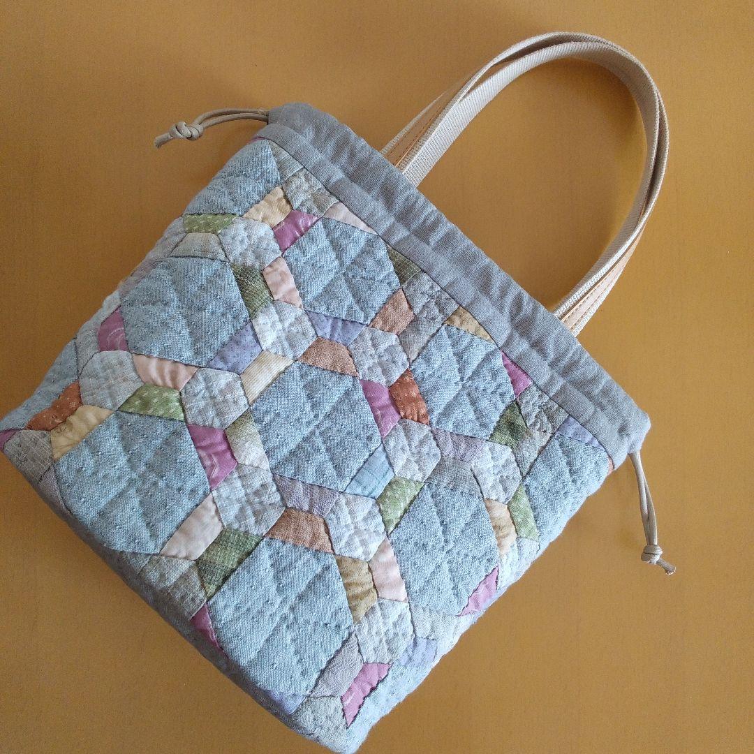 パッチワークキルト　巾着バッグ　ハンドメイド