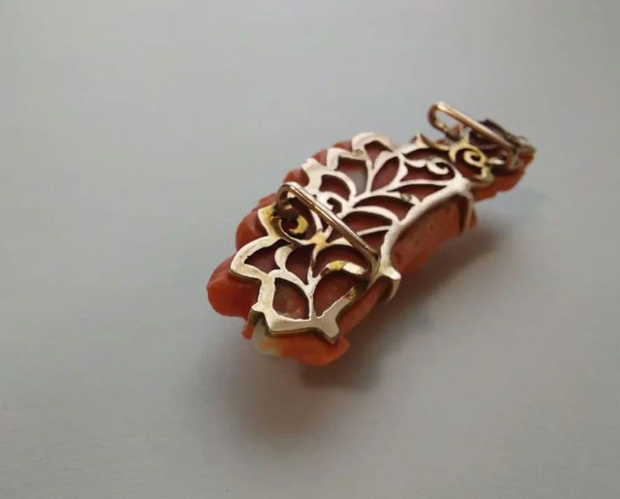 K9 玉？ 刻印あり　帯留め　アンティーク~セミアンティーク