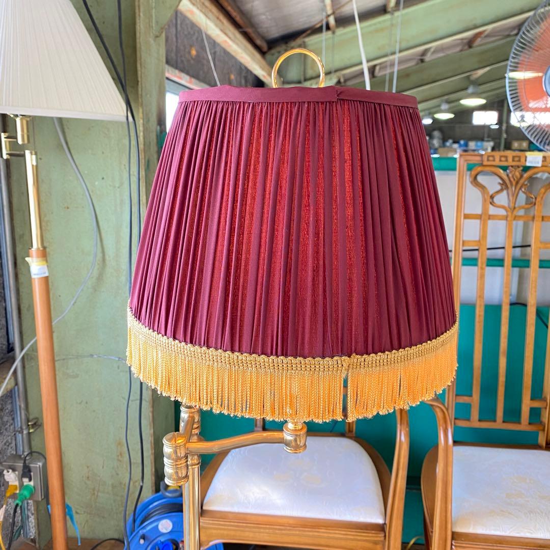 クラシカル　フロアライト　スタンドライト　ホテル家具　A