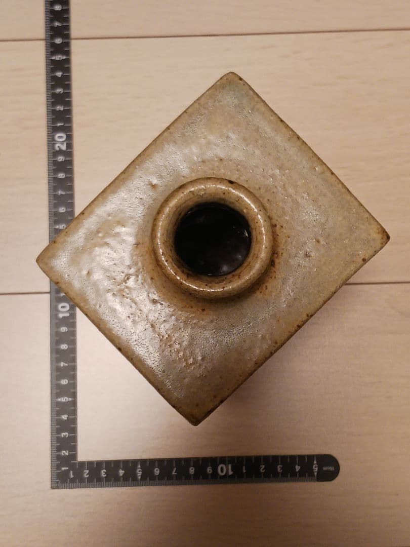 島岡達三(人間国宝) 地釉縄文象嵌方壺 箱無し