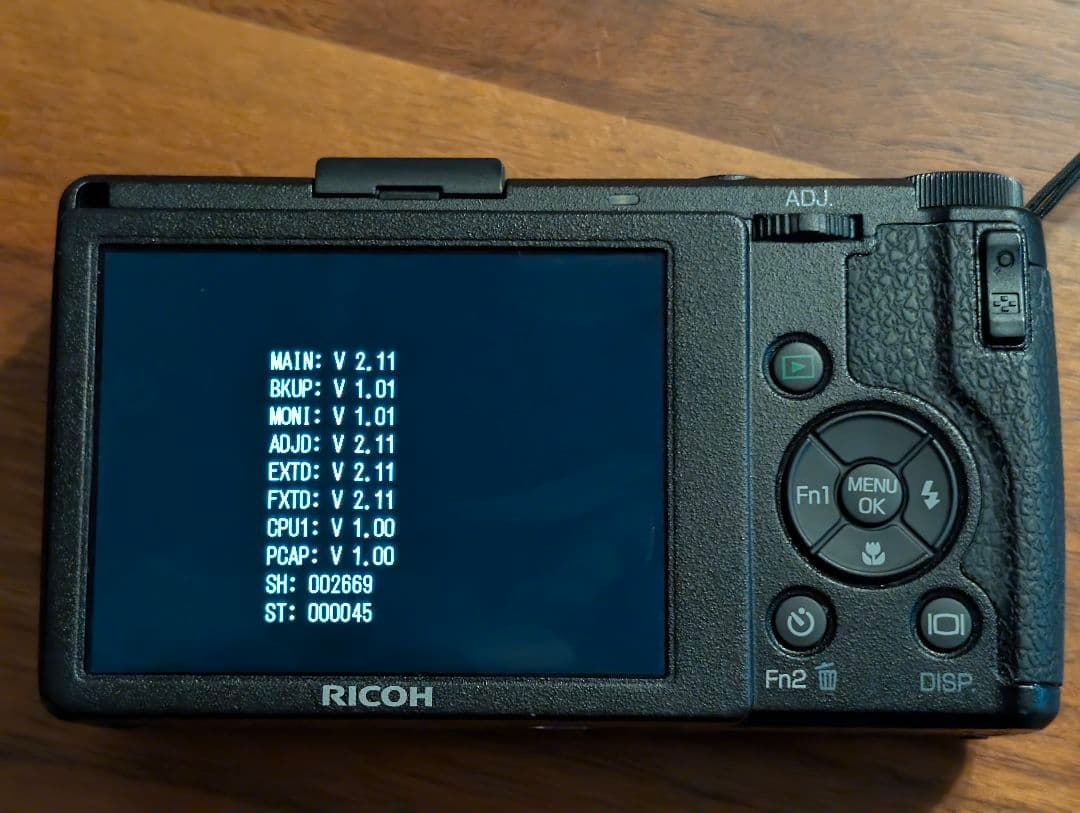 【2669回ショット】RICOH GR digital ⅳ　 GRデジタル4