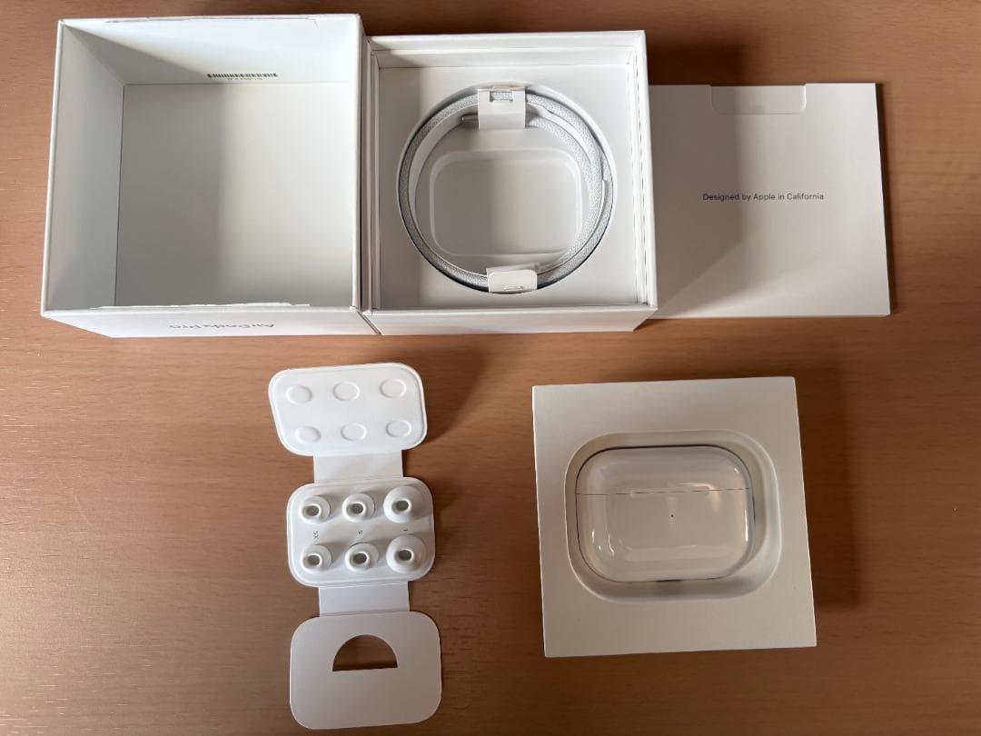【美品】AirPods Pro 2 MagSafe充電ケース(USB-C)