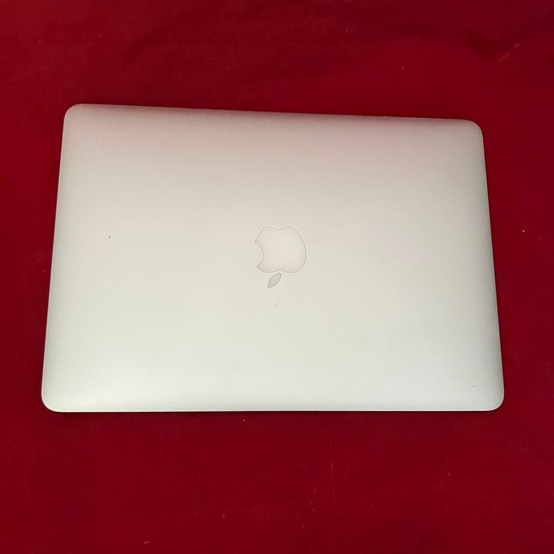 2015MacBookAir 13インチ i7 8GB 121GB