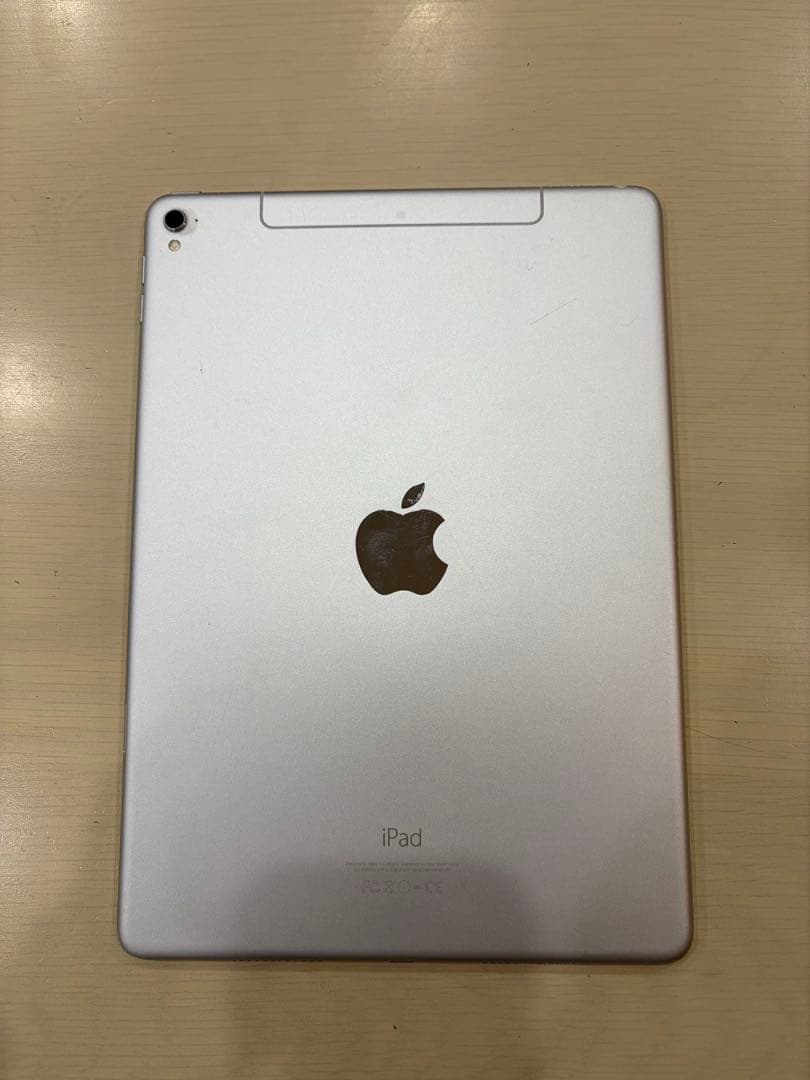 Apple iPad Pro 第一世代　本体