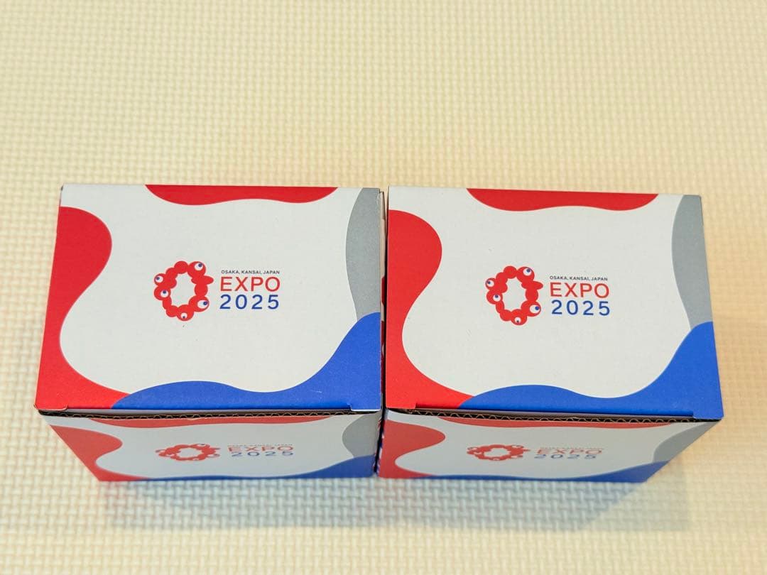 関西万博 EXPO 2025 ミャクミャク マグカップ 赤 青 2点セット