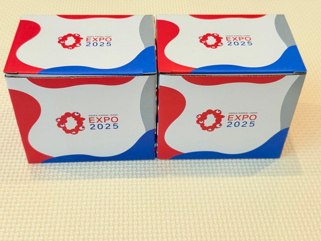 関西万博 EXPO 2025 ミャクミャク マグカップ 赤 青 2点セット