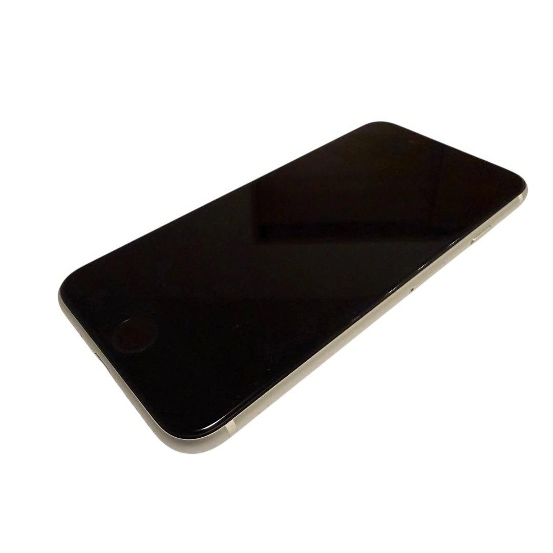 n*3様 ☆美品☆iPhone SE2 128 ホワイト 即日発送
