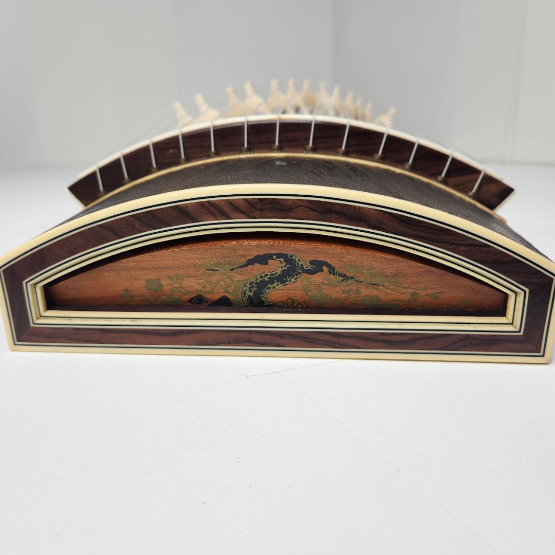 琴　13弦　琴柱　蒔絵有り すだれ彫　お琴　弦楽器　高級琴