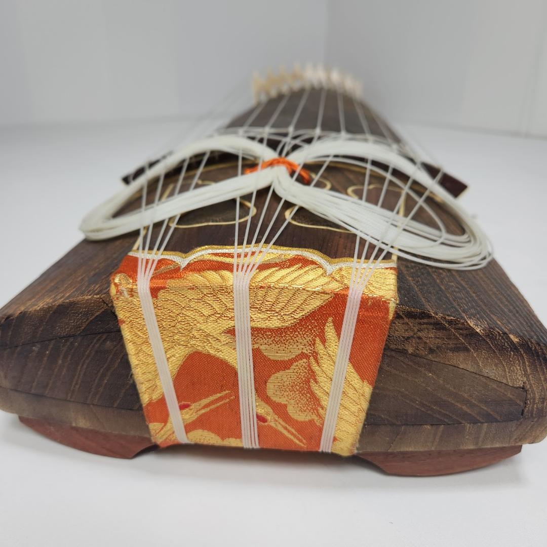 琴　13弦　琴柱　蒔絵有り すだれ彫　お琴　弦楽器　高級琴