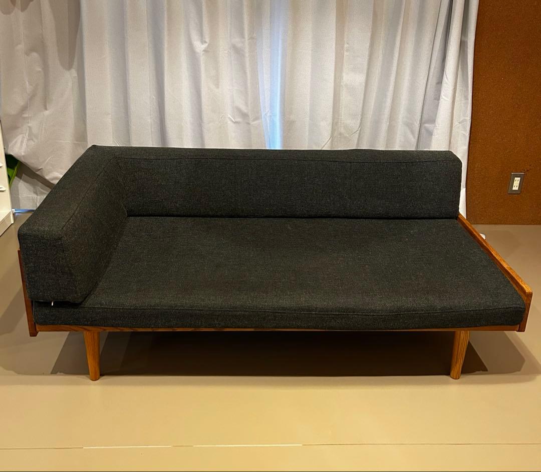 MOMO　NATURAL DAY SOFA 2.5P