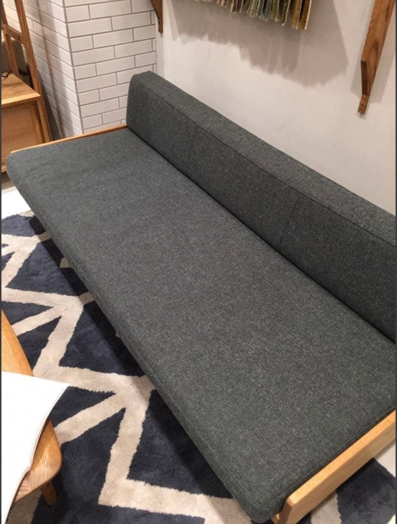 MOMO　NATURAL DAY SOFA 2.5P