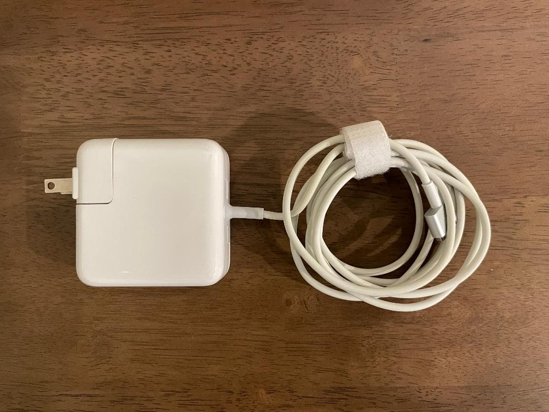 MacBook Pro 13\"　2015　i5　8GB　121GB