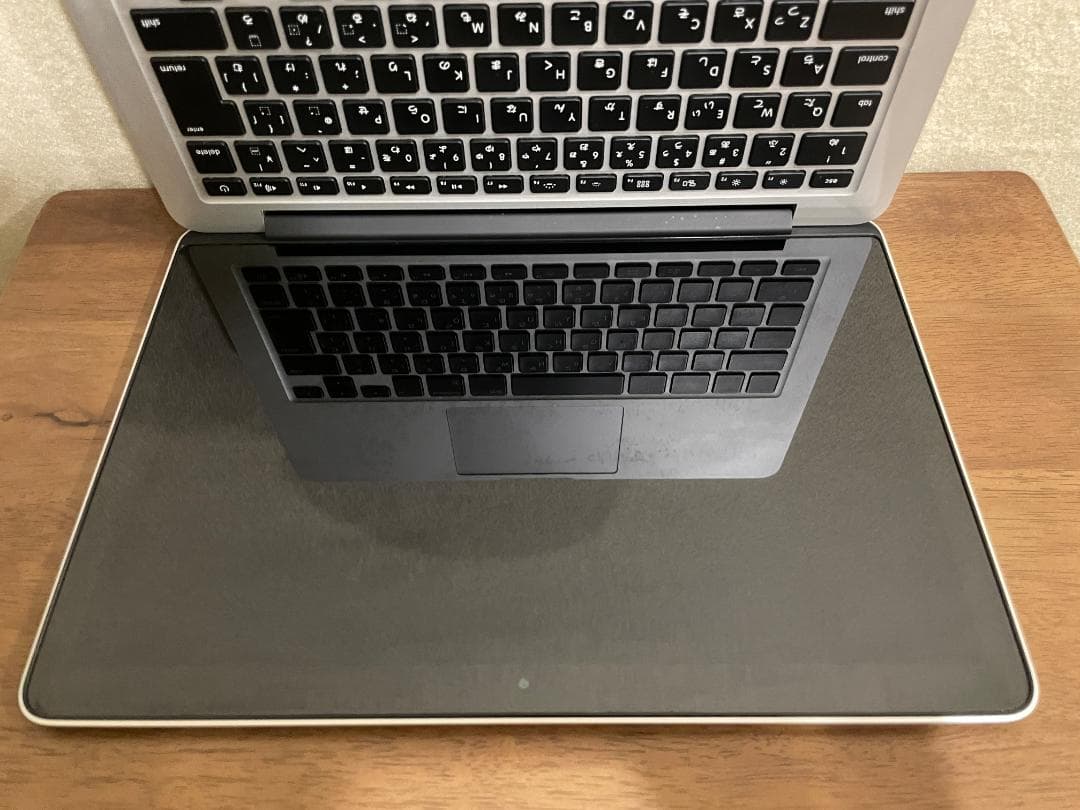 MacBook Pro 13\"　2015　i5　8GB　121GB