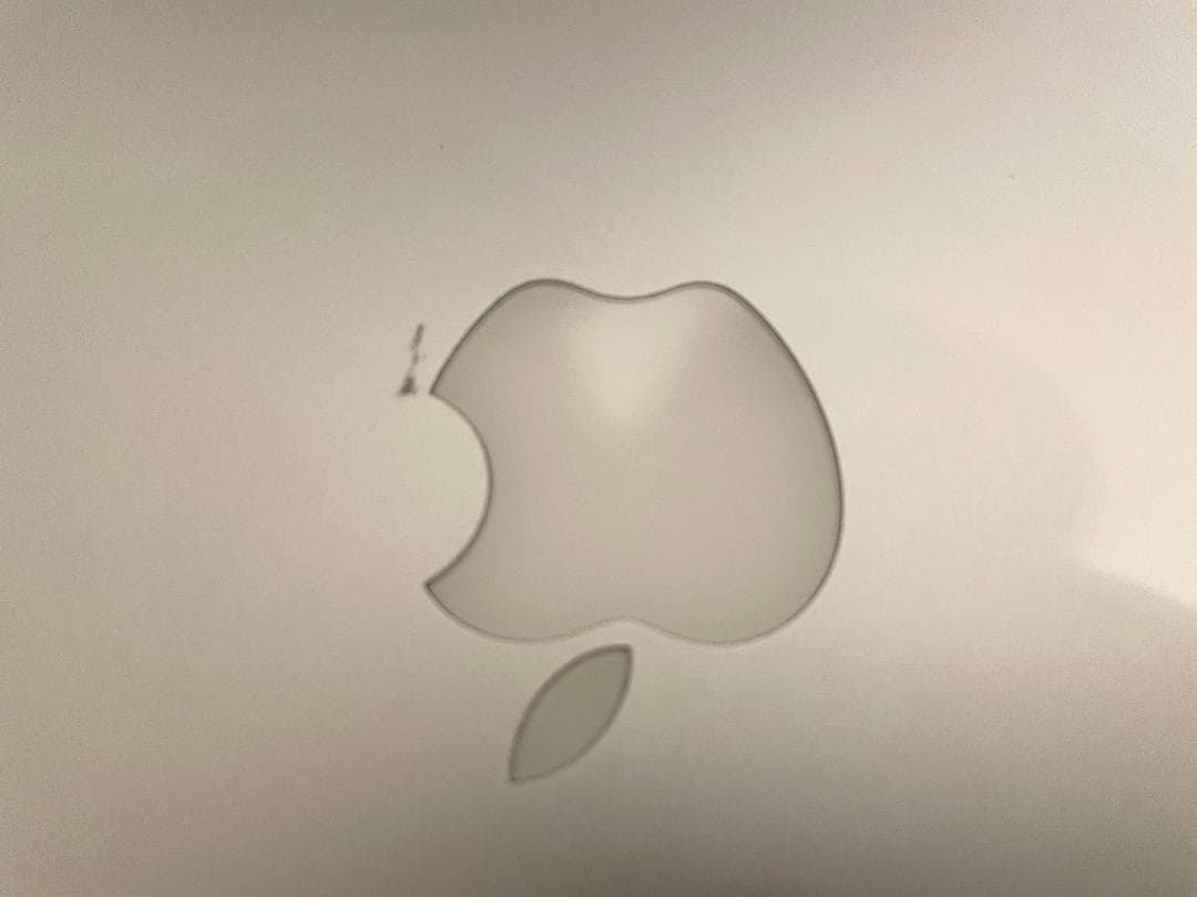 MacBook Pro 13\"　2015　i5　8GB　121GB