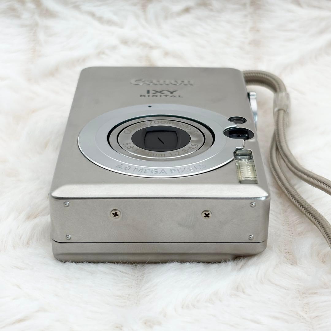Canon IXY DIGITAL 70 シルバー