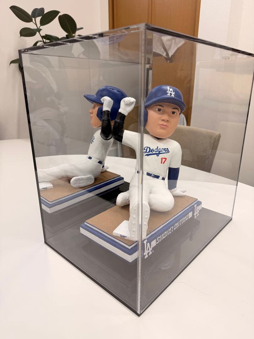 限定113個 大谷翔平 ボブルヘッド 2025年盗塁モデル アクリルケース付き