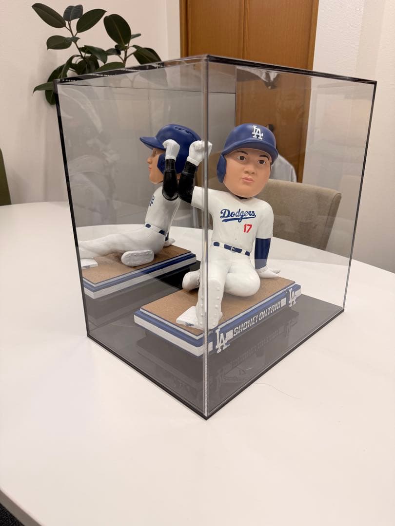 限定113個 大谷翔平 ボブルヘッド 2025年盗塁モデル アクリルケース付き