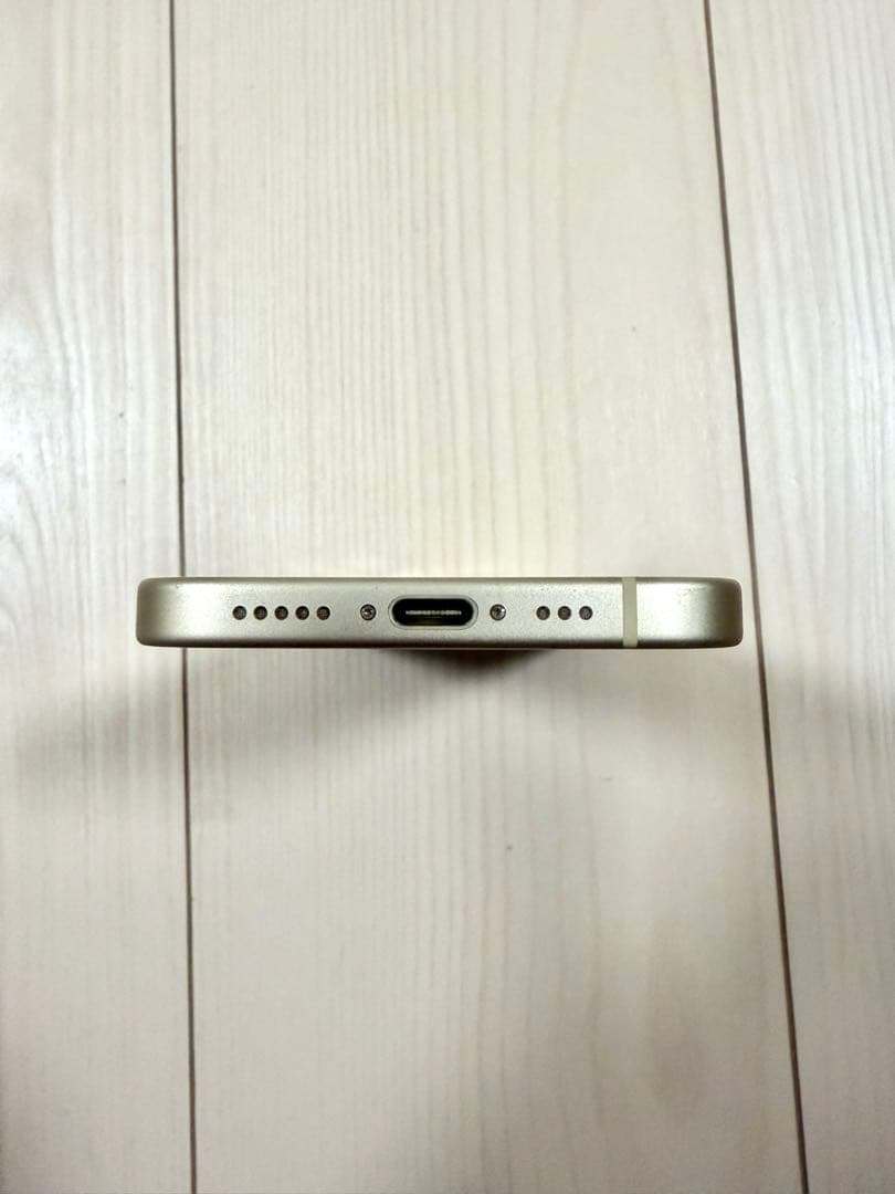 Apple iPhone 15 256GB SIMフリー イエロー