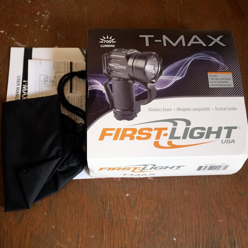 FIRST LIGHT USA T-MAX　LEDタクティカルフラッシュライト