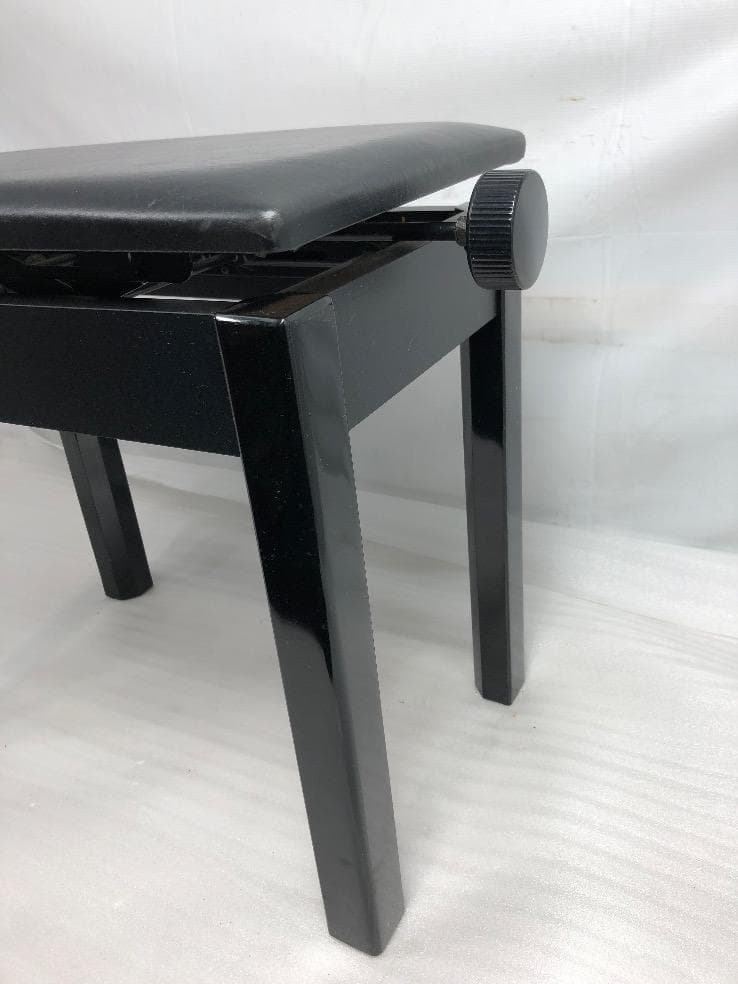 ※68330※YAMAHAピアノ椅子（黒）★送料無料