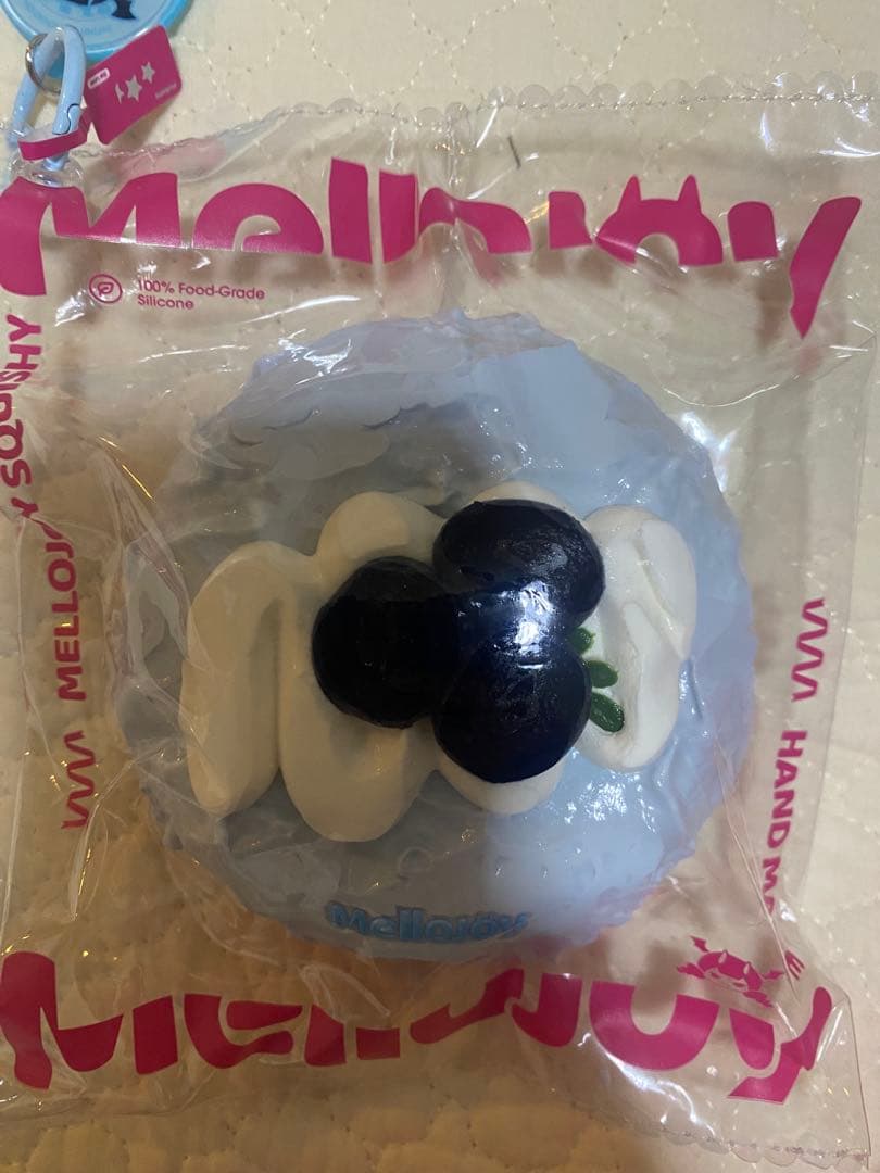 mellojoy スクイーズ　大福　ブルーベリー