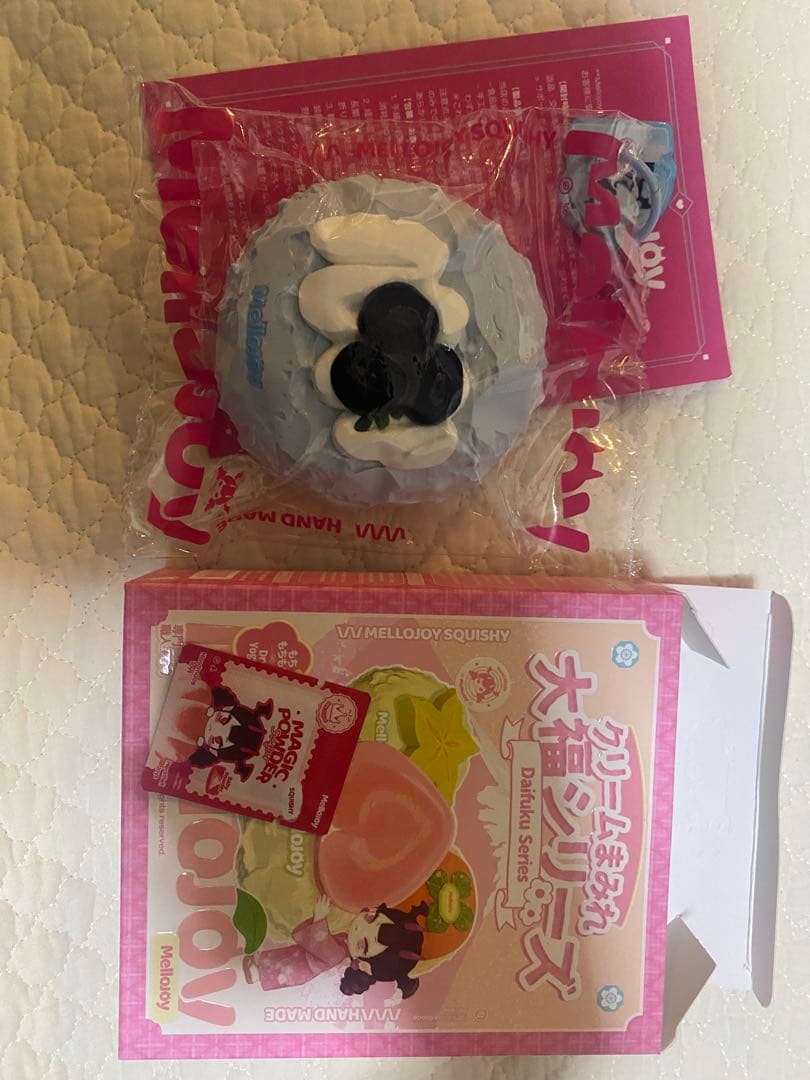 mellojoy スクイーズ　大福　ブルーベリー