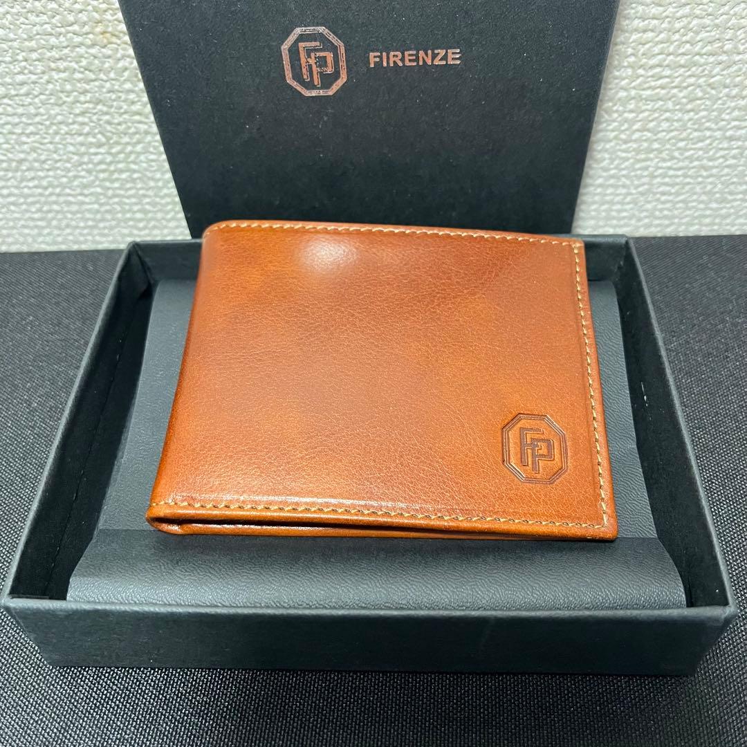 FP Pelletterie イタリア製　革財布　二つ折り