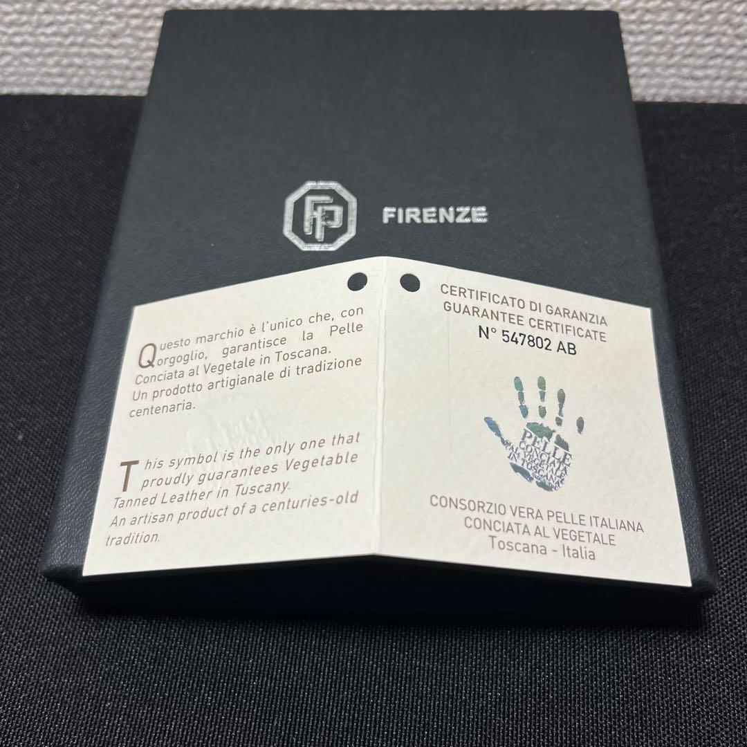 FP Pelletterie イタリア製　革財布　二つ折り