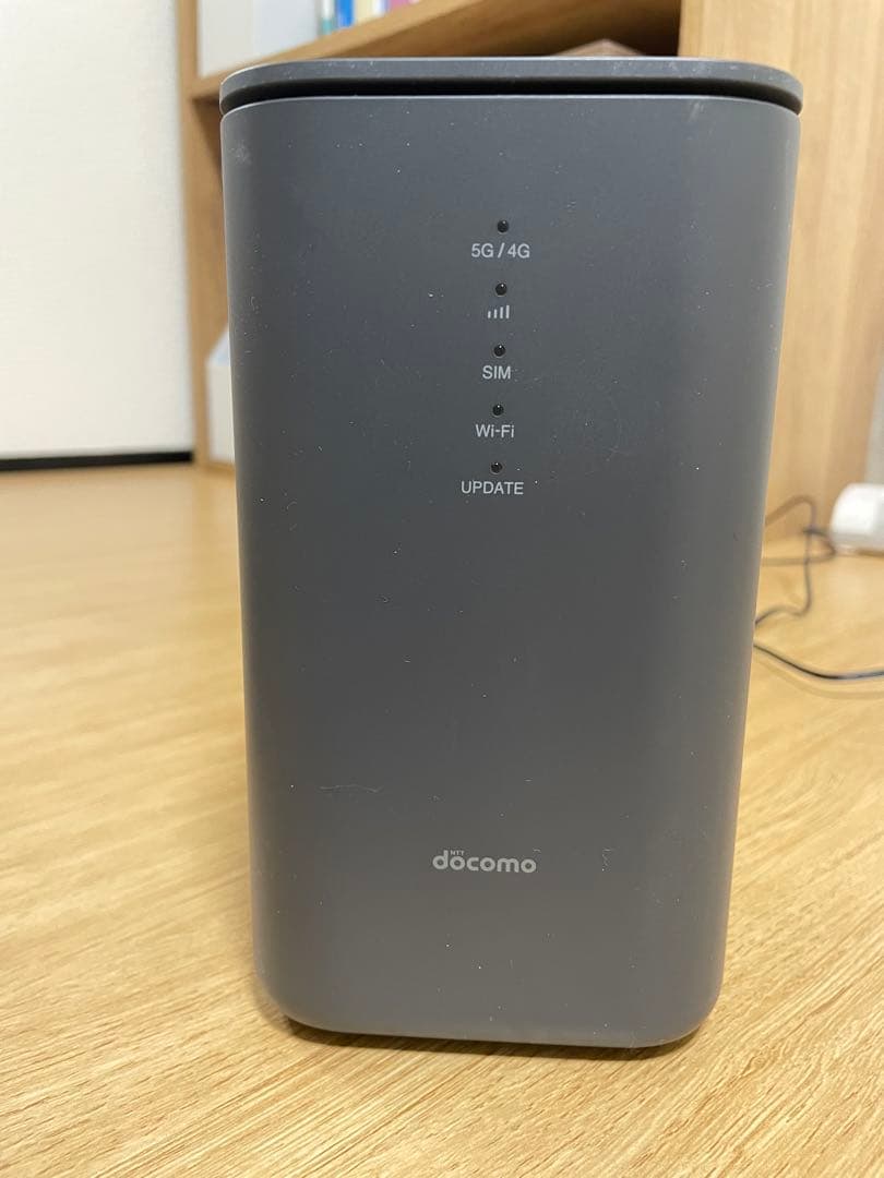 docomo 5g HR02 ダークグレー