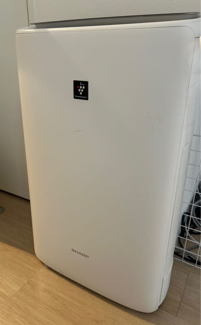 シャープ加湿空気清浄機 KI-RS50-W ホワイト