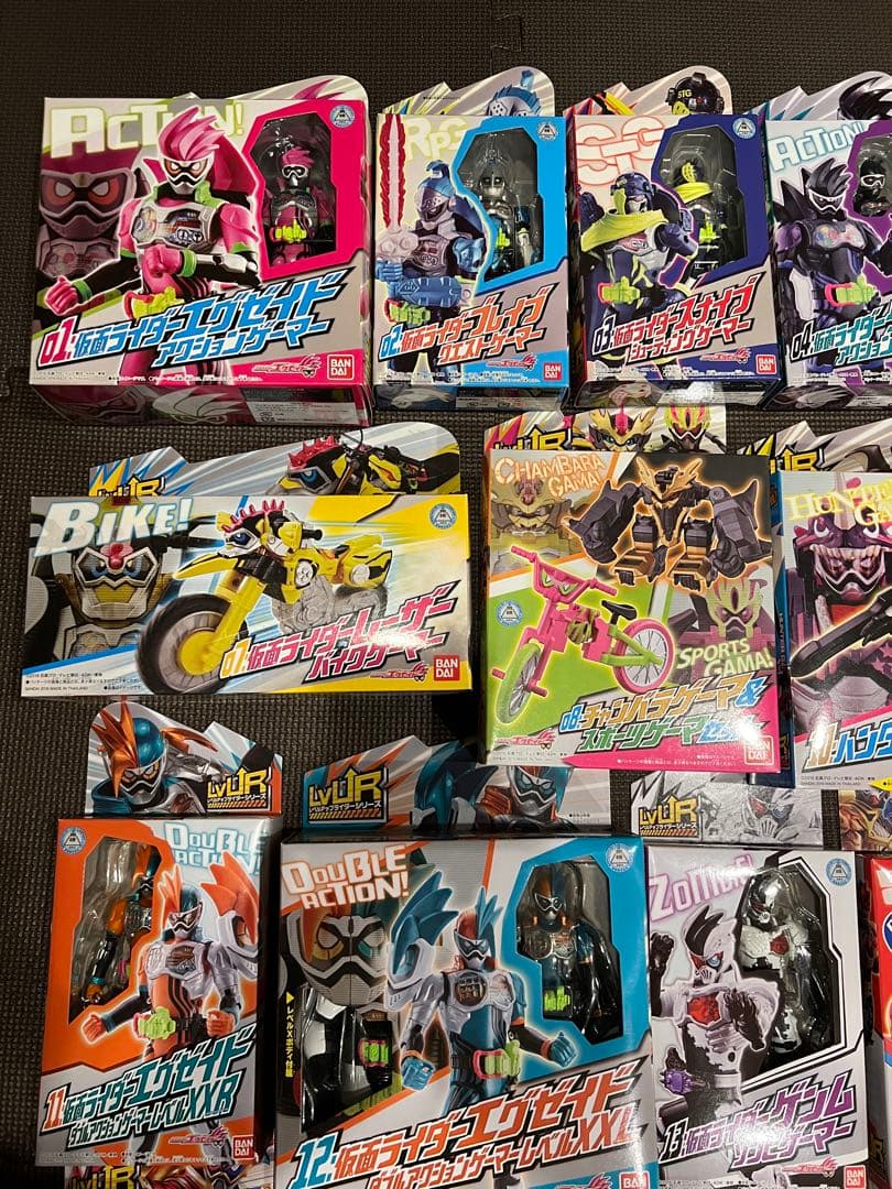 仮面ライダーエグゼイド レベルアップライダーシリーズ　フィギュア