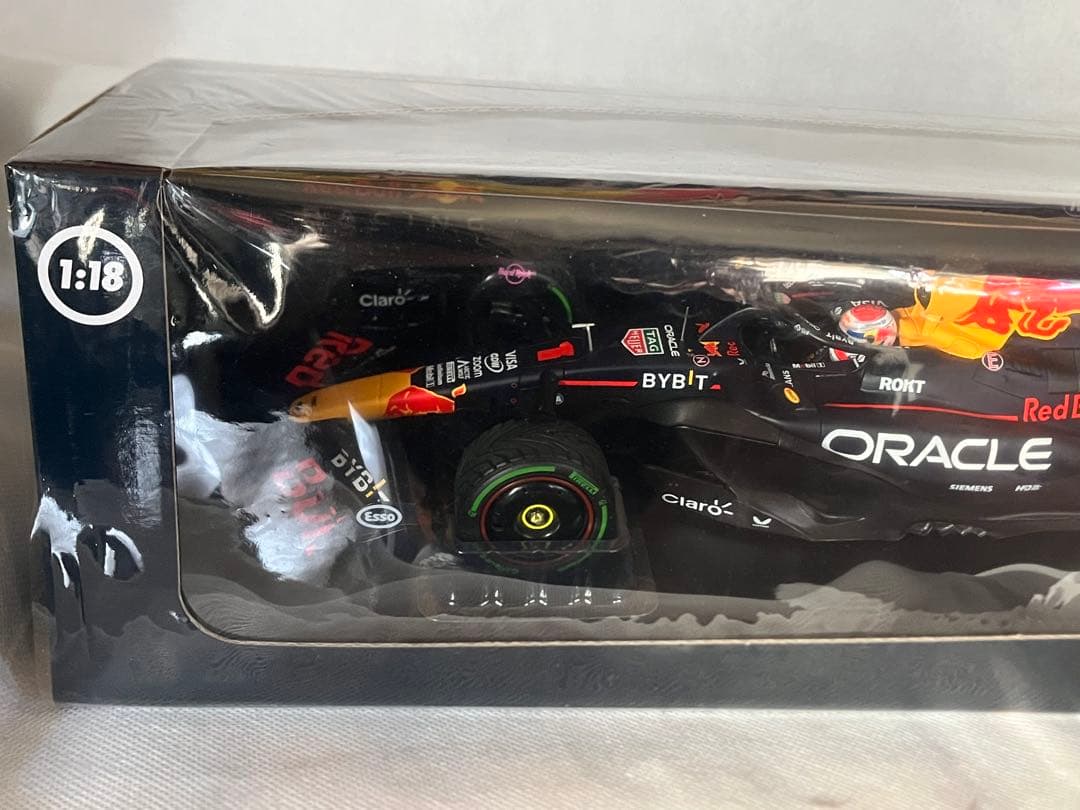 ミニチャンプス1/18レッドブルマックスフェルスタッペン2024年ブラジルGP