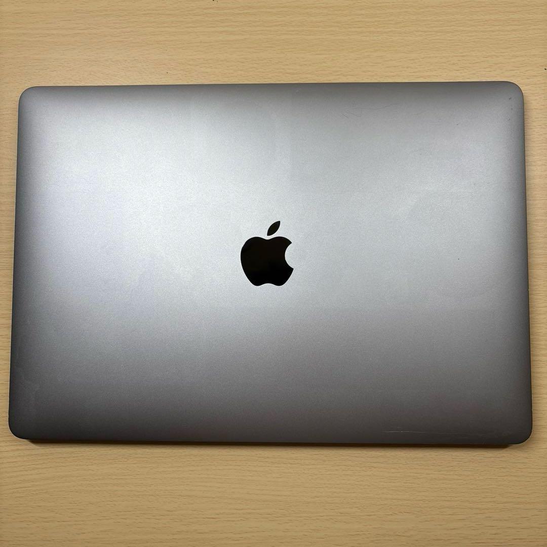 MacBook Air M1 8GB 256GB 充放電36回