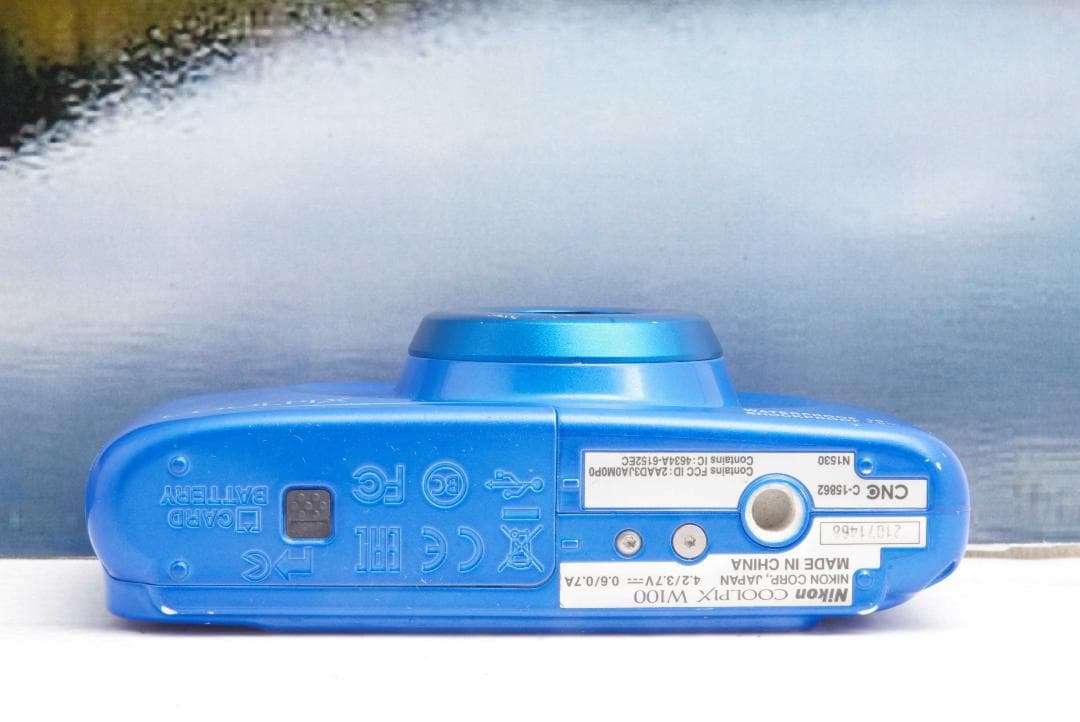 【美品】ニコンNikon COOLPIX W100 防水デジタルカメラ ブルー