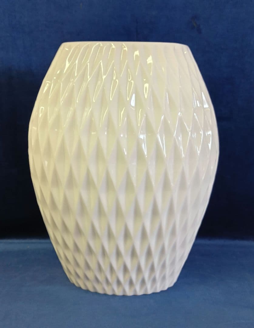 香蘭社　白磁　花瓶　ダイヤ　木箱入り　フラワーベース　花生　インテリア