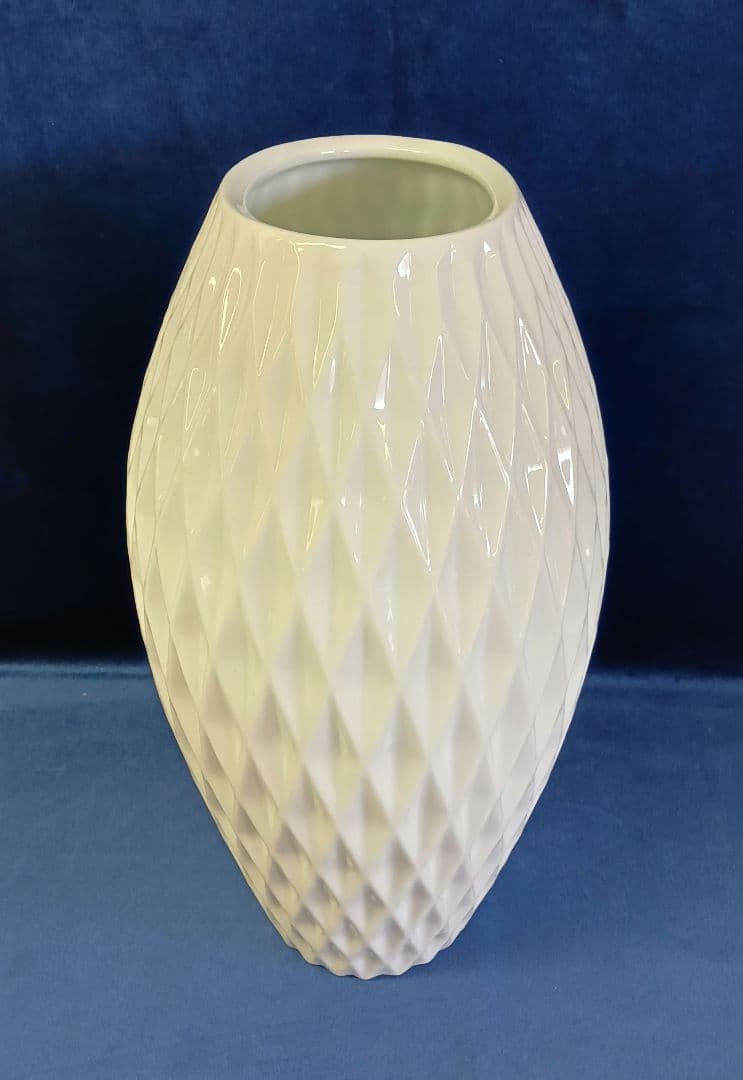 香蘭社　白磁　花瓶　ダイヤ　木箱入り　フラワーベース　花生　インテリア