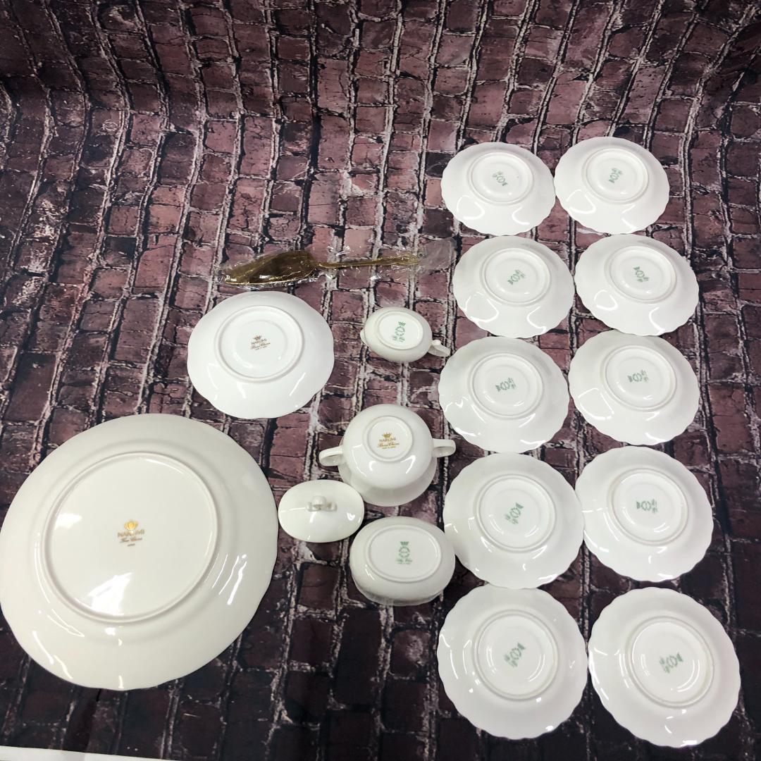 NARUMI ボーンチャイナ プレート カップ＆ソーサー 大量まとめ