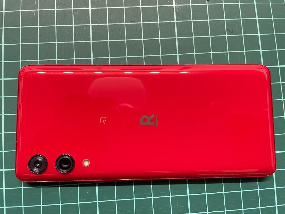 【美品】Rakuten Hand 5G