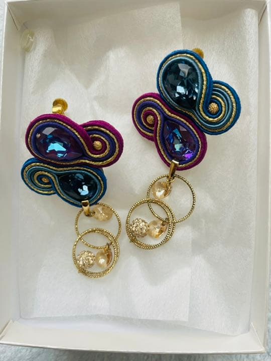 マジックリーチュ　イヤリング