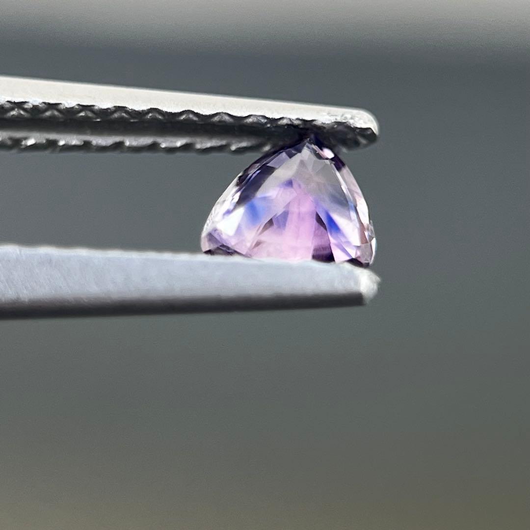 スリランカ産非加熱天然バイオレットサファイア