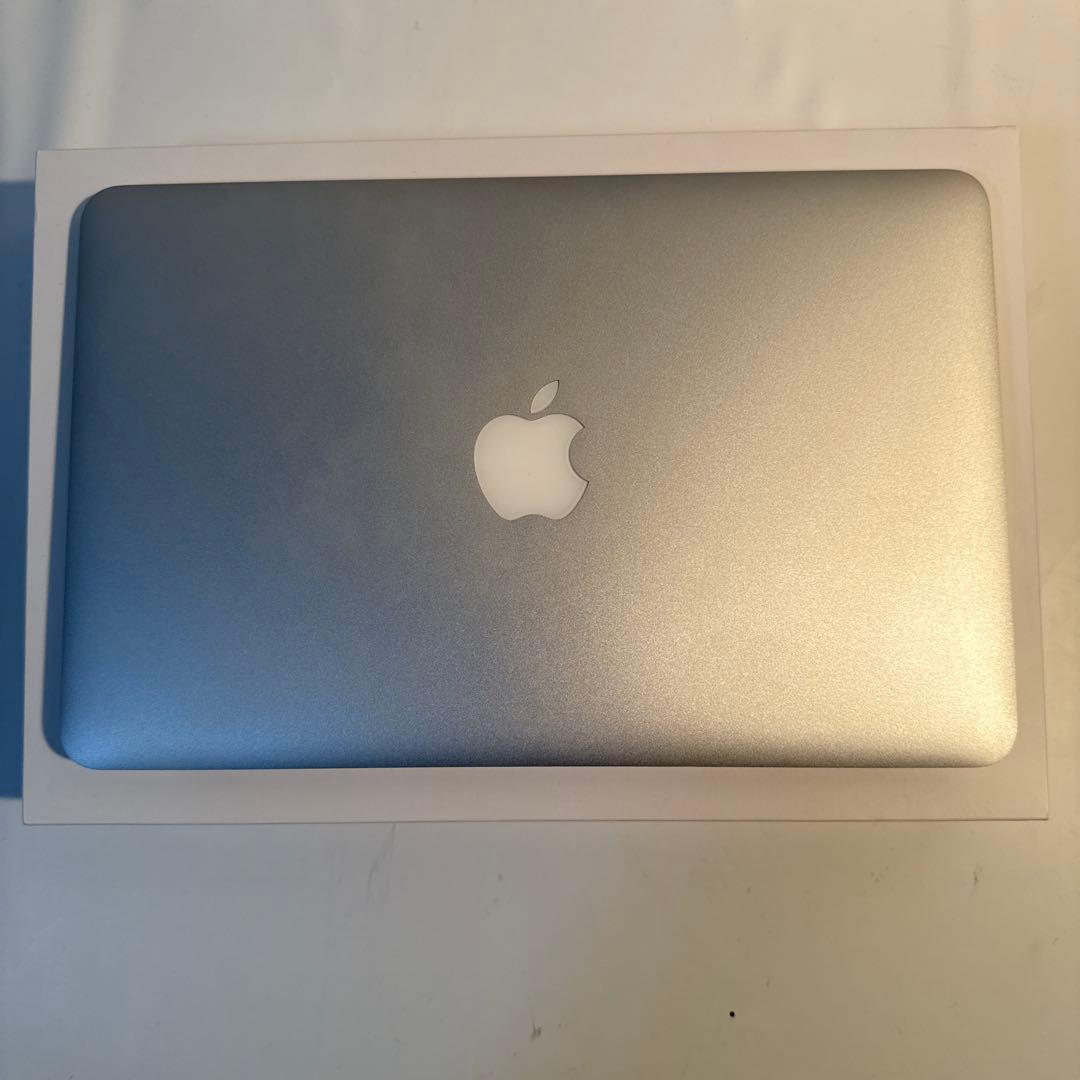 MacBook Air Early 2015 11.6インチ MJVM2/A