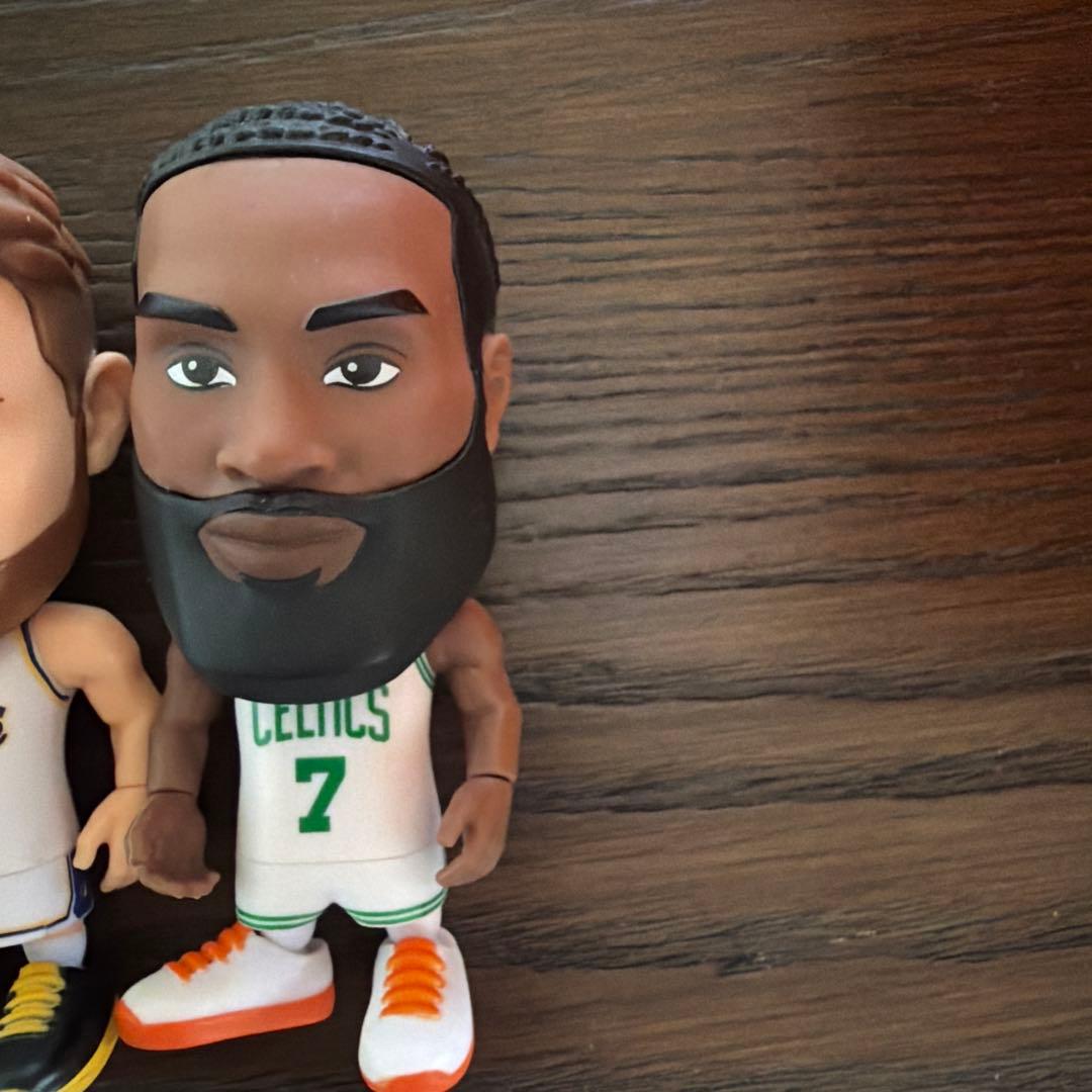 バスケットボール選手 フィギュア