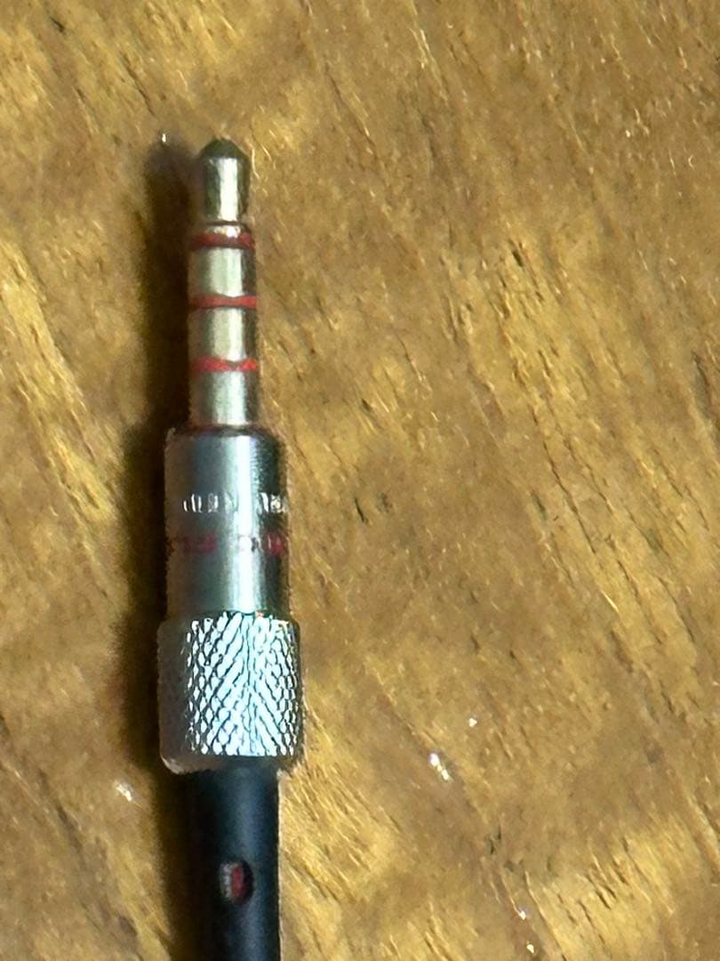 イヤホン ATOMIC FLOYD Super Darts +Remots