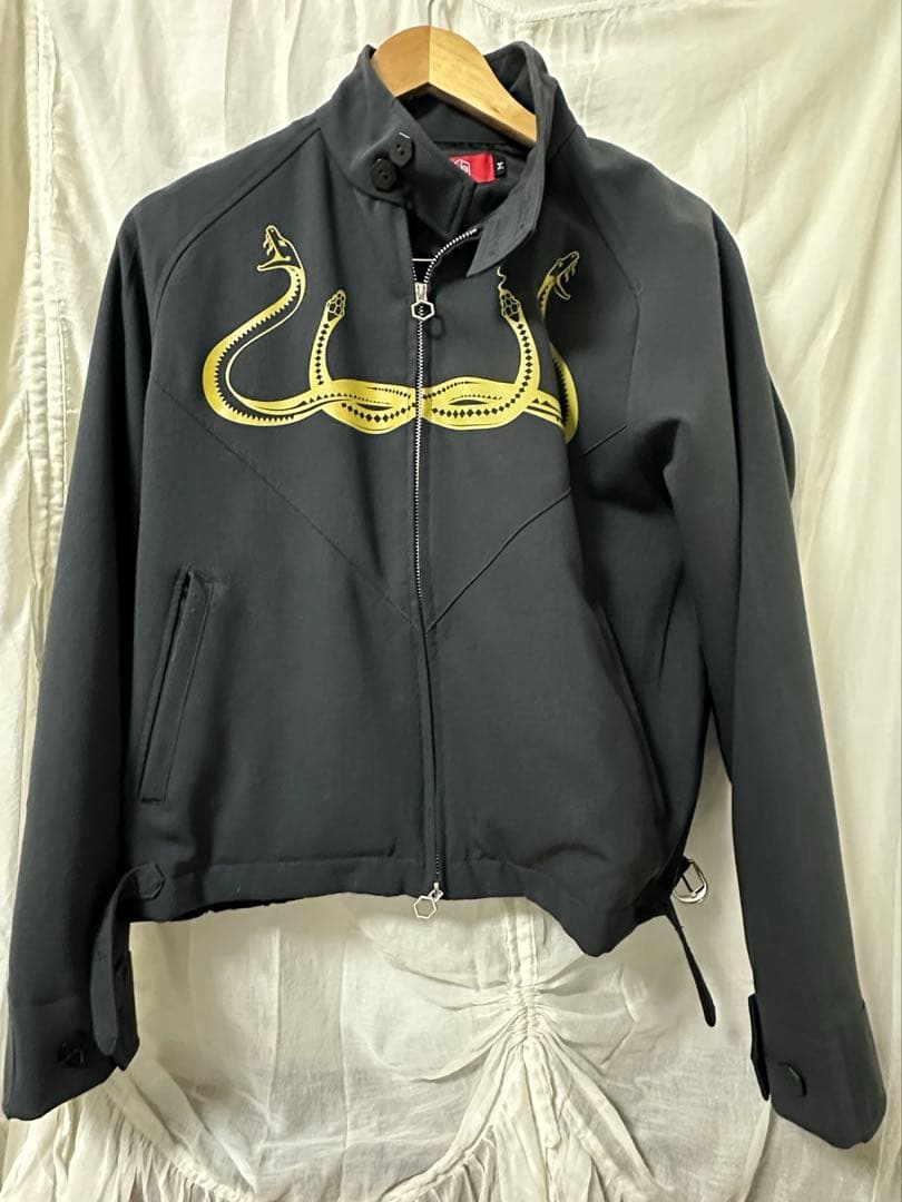 発送日値下♡Mサイズ　女王蜂　ジャケット　十二次元　qb Luxury