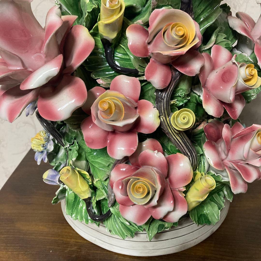 陶器製　花置物　カラフルな花置物　インテリア